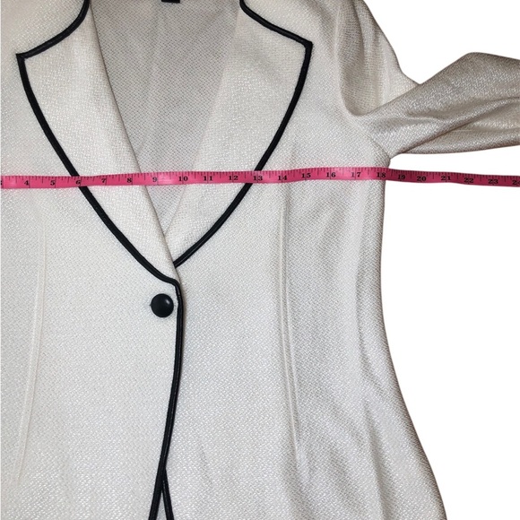 St. John Leather Trim Micro Textured Knit old money preppy Blazer size 6 - Picture 13 of 14